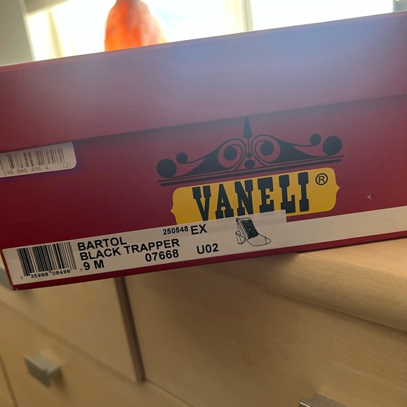 Vaneli black mesh shoes - Picture 5 of 5